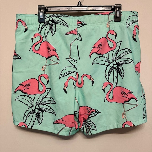 Hollister Light Blue and Pink Flamingo Men's Swim Shorts Medium - Picture 5 of 7